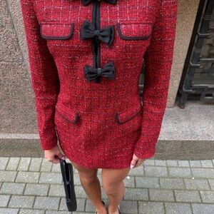 Red Elegant Women's Tweed Chic Dress with Contrast Collar & Cinched Waist